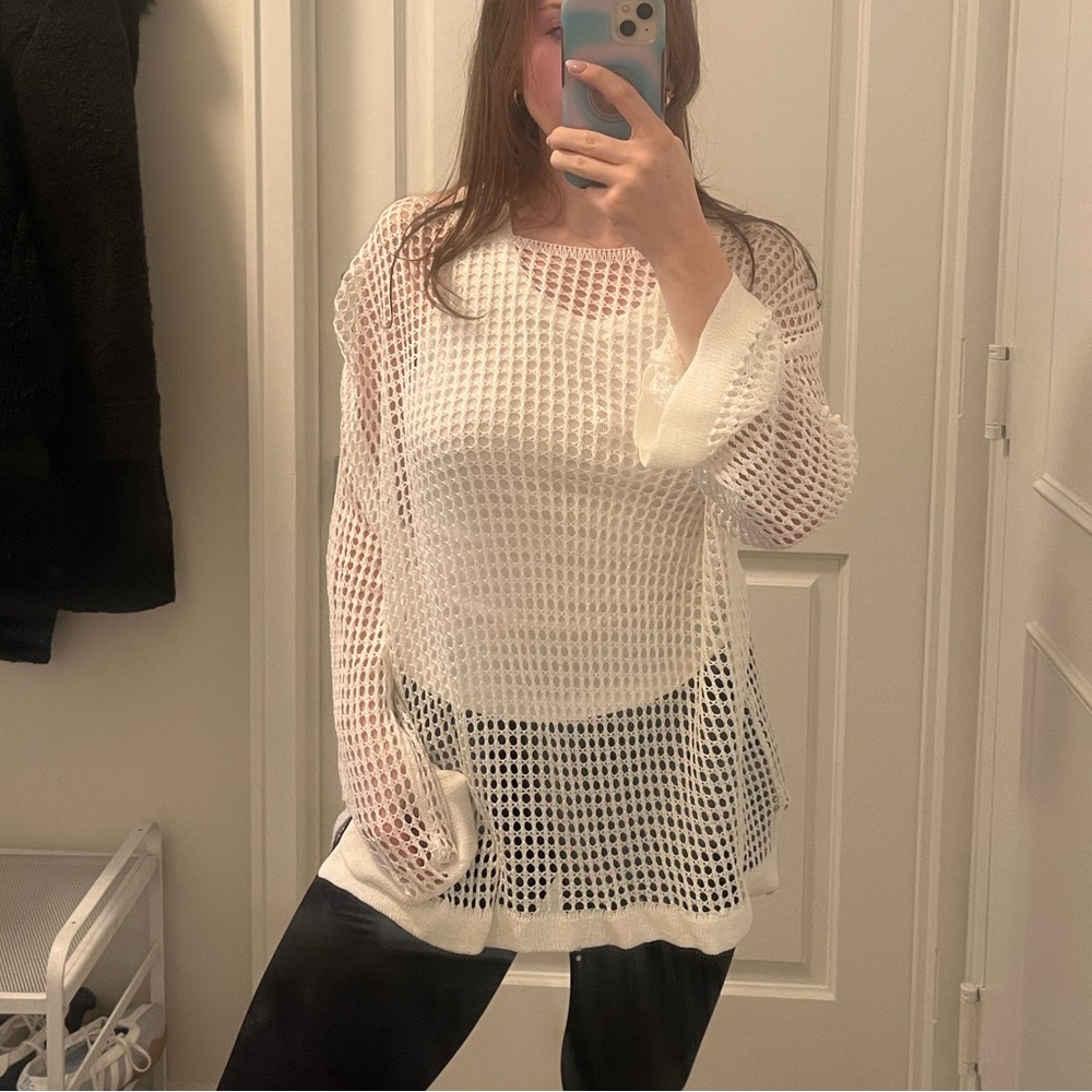 long-sleeve, oversized white fish-net cover up, white, size L